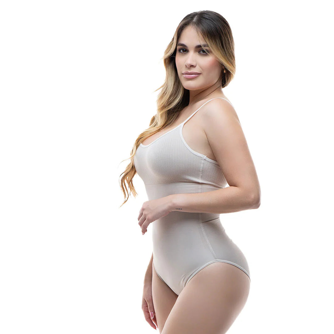 Body Faja Moldeador INVISIBLE - Realza tu figura de forma natural y cómoda😍